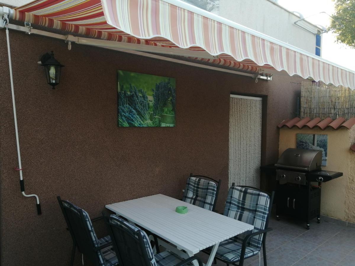 Terra Rossa Apartment Loborika Exterior photo